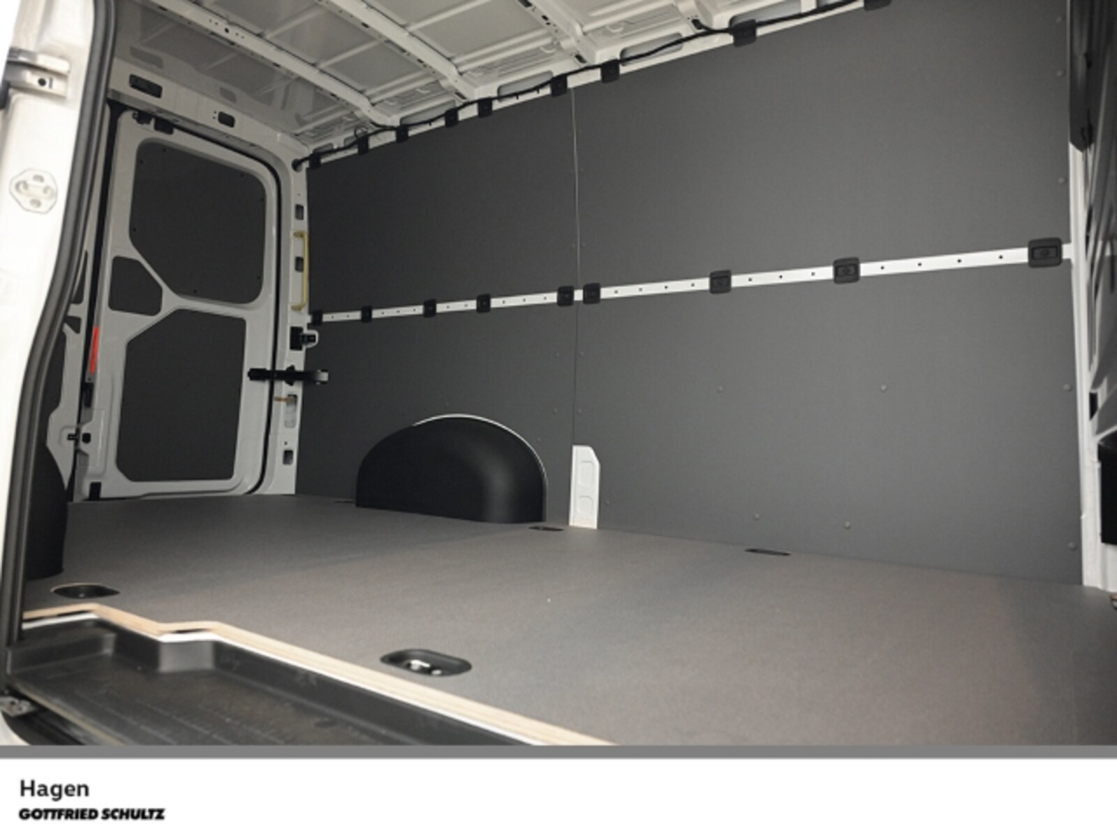 Volkswagen Crafter Kasten mittlerer Radstand – Bild 11