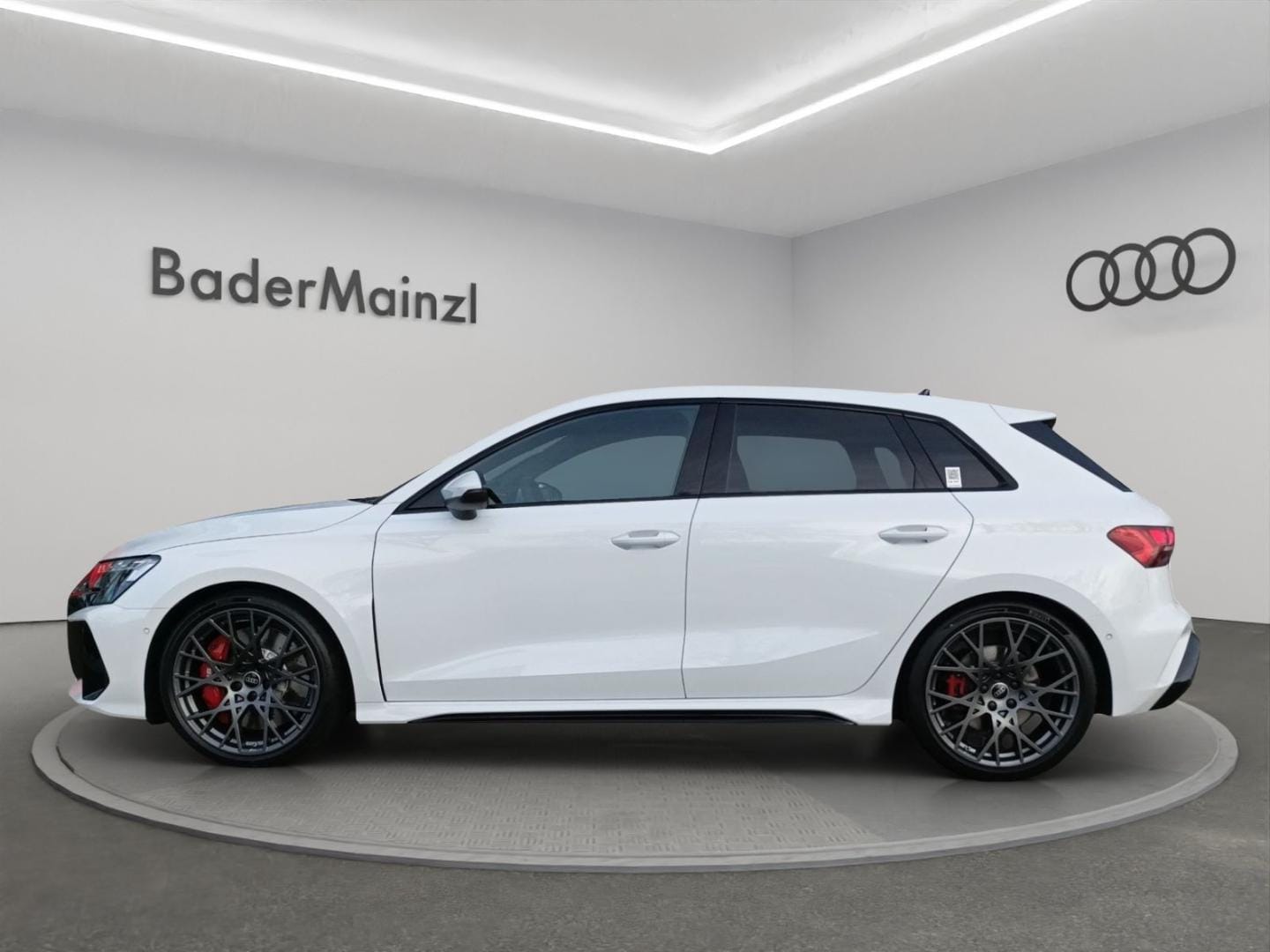 Image about Audi RS 3 Sportback TFSI quattro S tronic