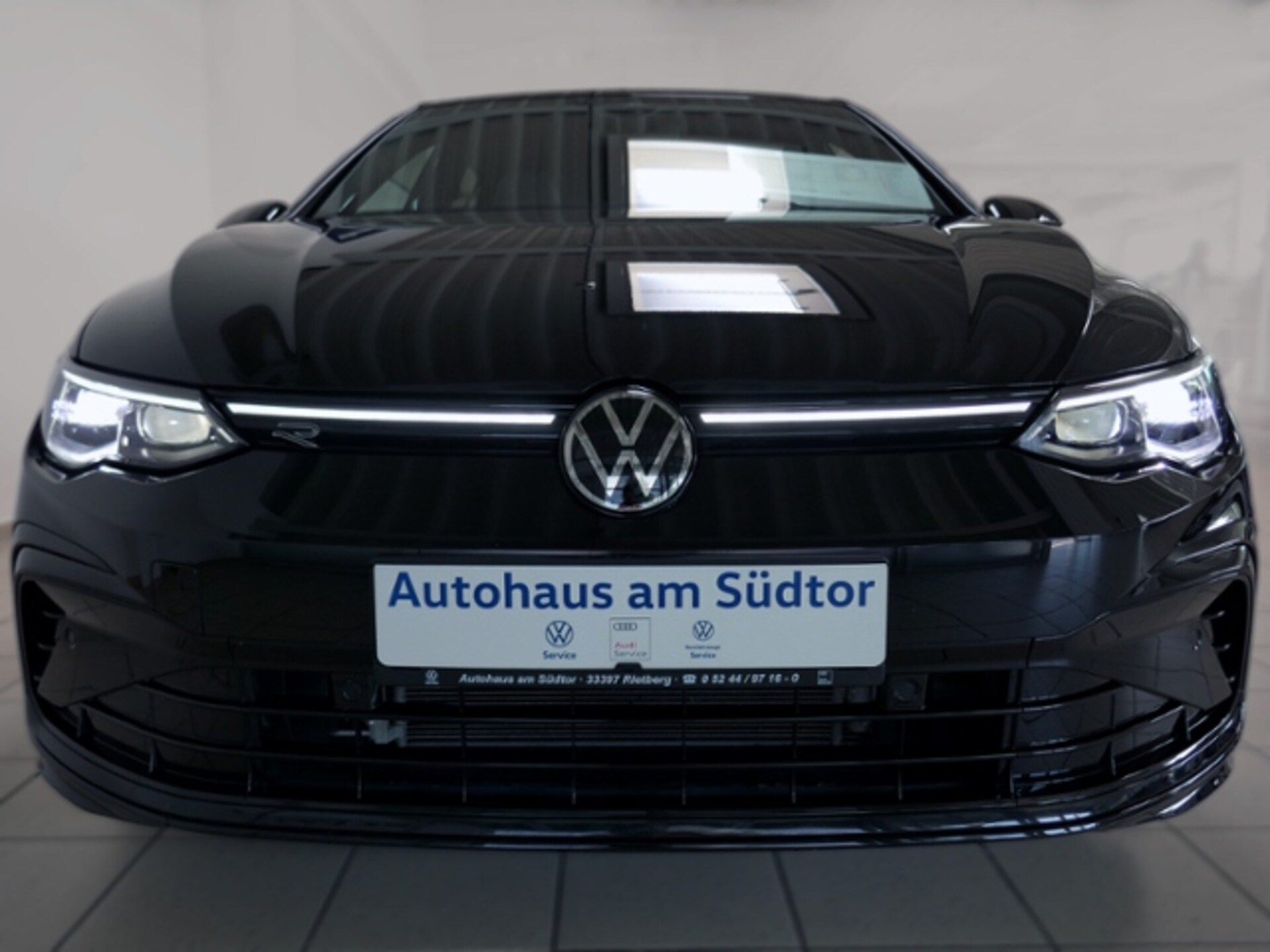 Volkswagen Golf R-Line