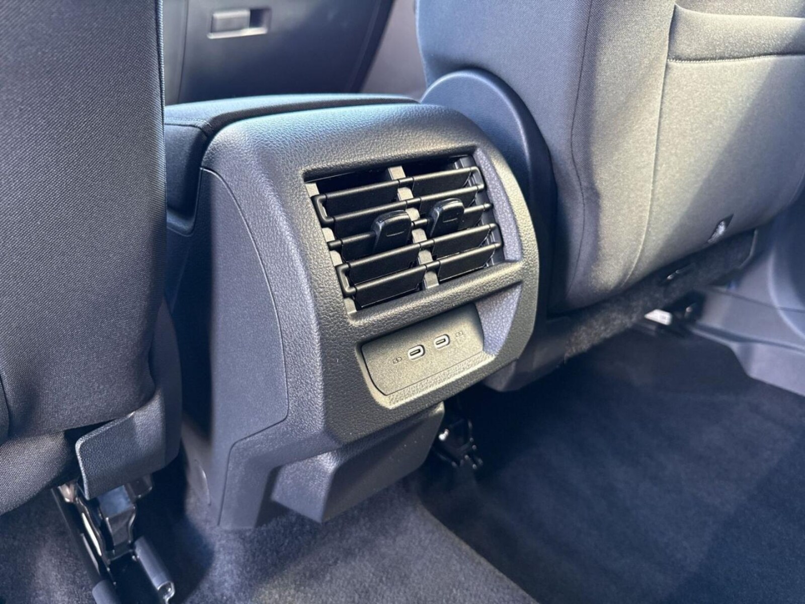 Volkswagen Caddy Maxi – Bild 15