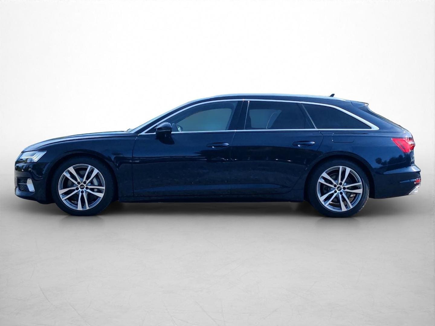 Bild über Audi A6 Avant TFSI e advanced 50 TFSI e quattro S tronic - für weitere Informationen kontaktieren Sie den Audi Partner