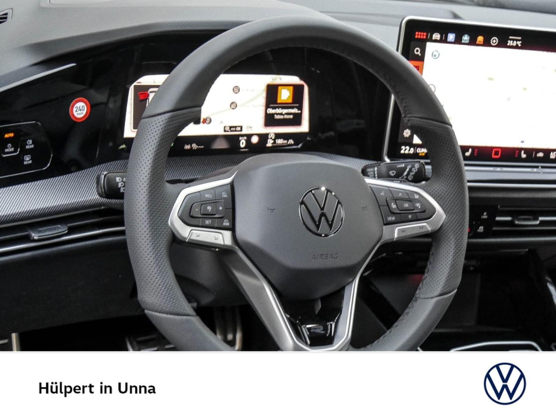 Volkswagen Golf R-Line