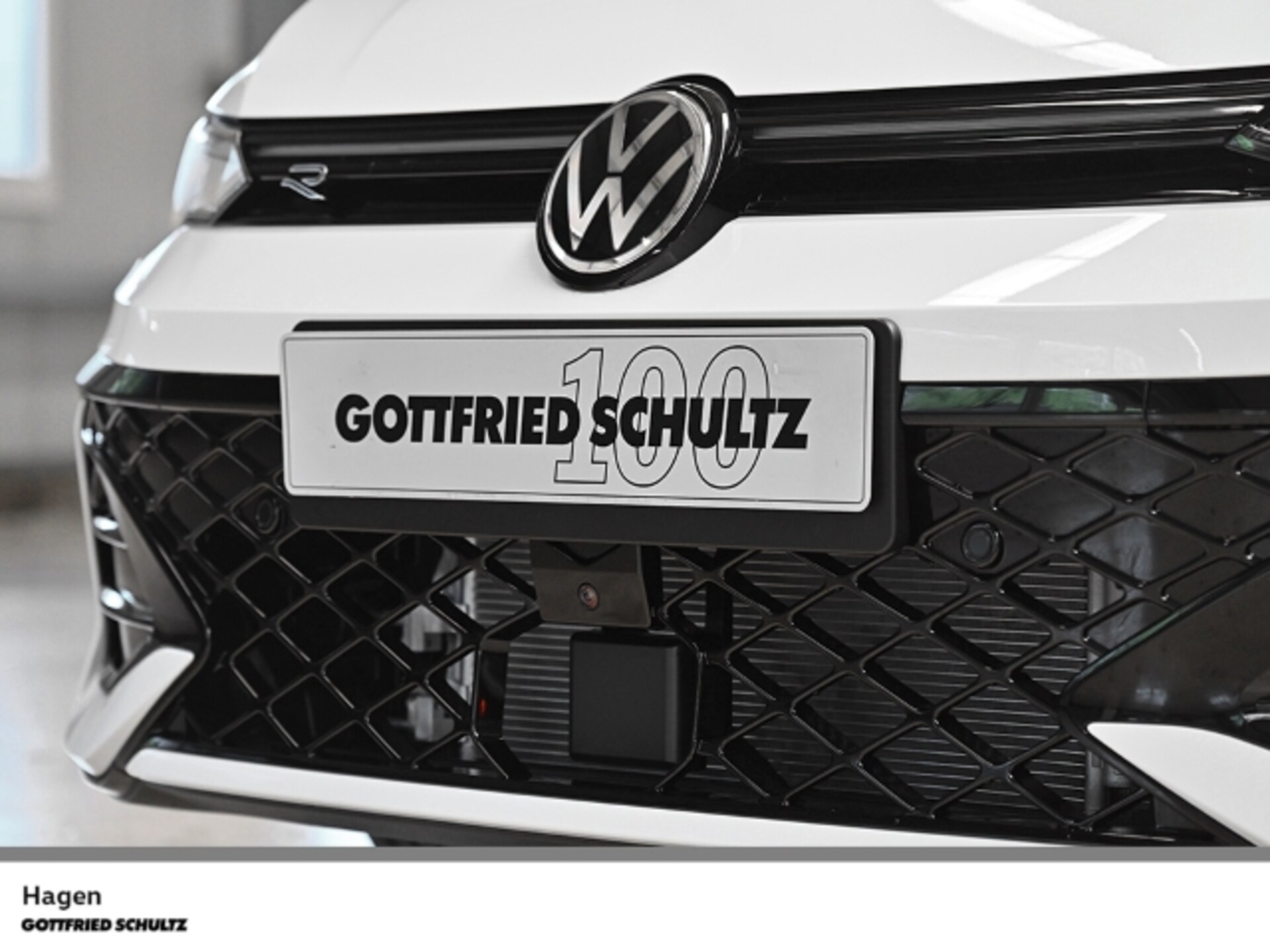 Volkswagen Golf R-Line