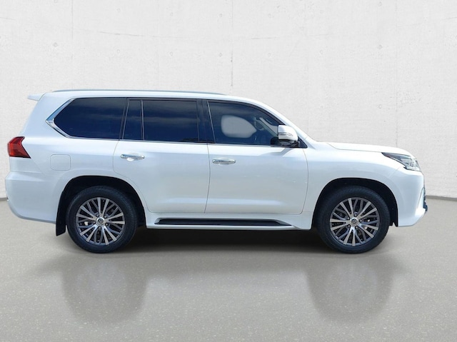 2018 Lexus LX 570