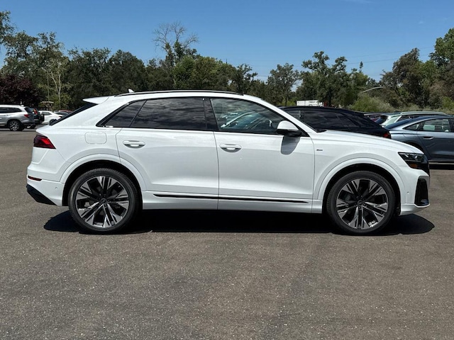 2026 Audi Q8