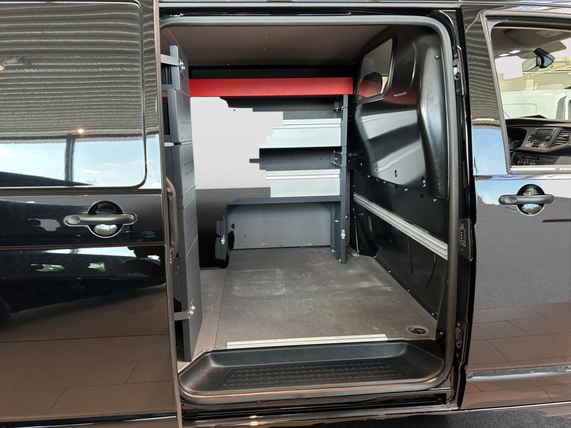 Volkswagen T6.1 Transporter Kasten kurzer Radstand