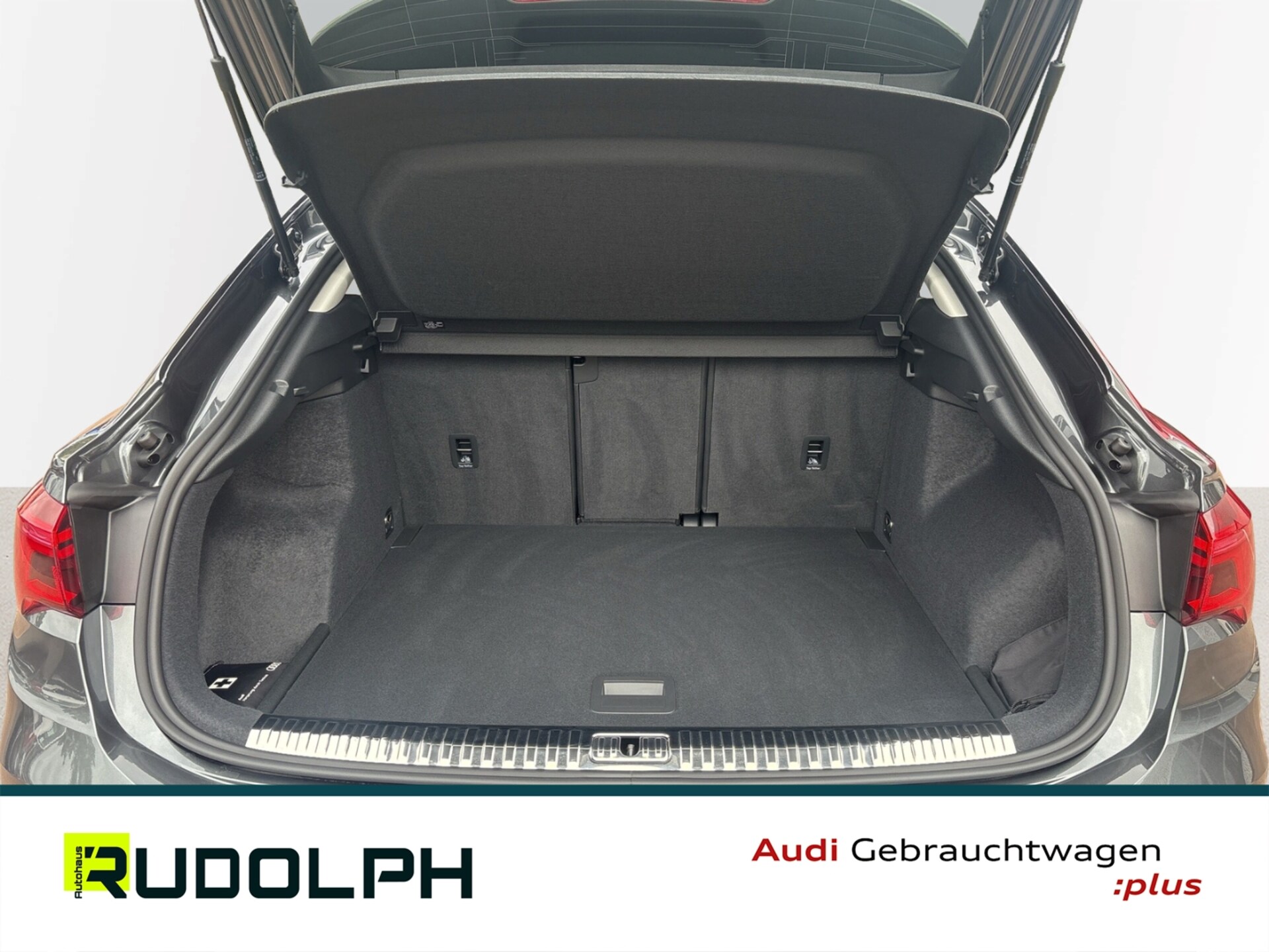Audi Q3 Sportback S line