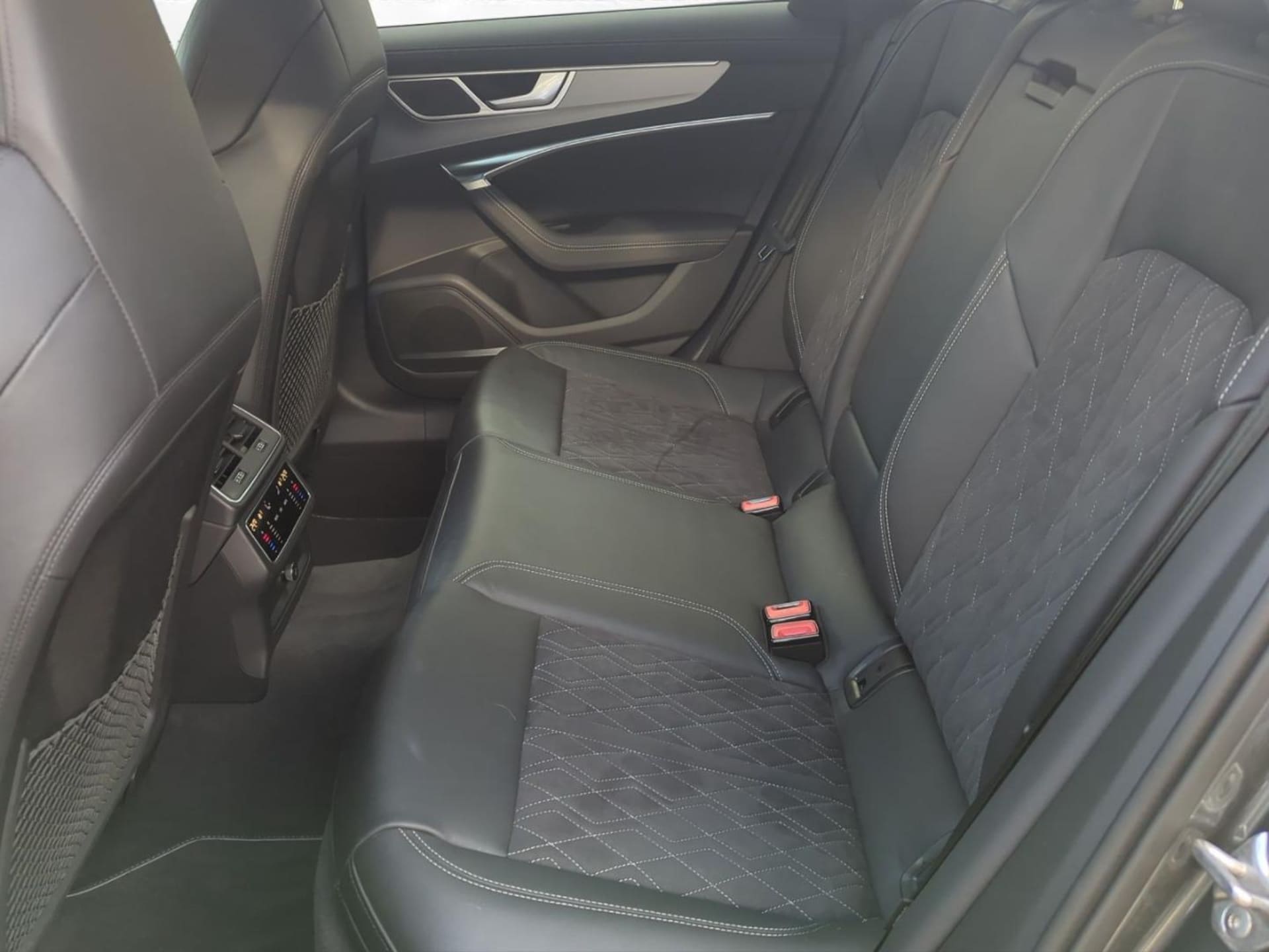Audi S6 Avant