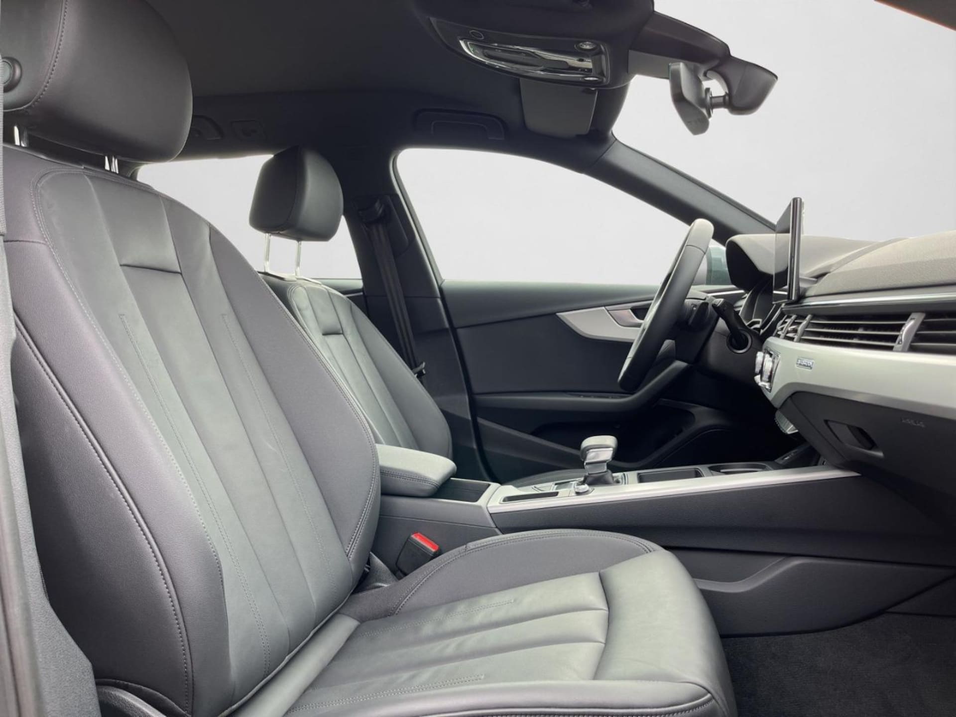 Audi A4 Avant S line