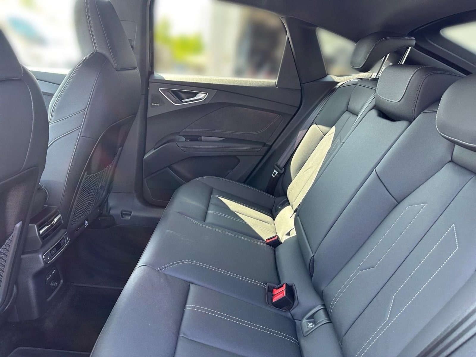 Audi Q4 Sportback e-tron – Bild 10