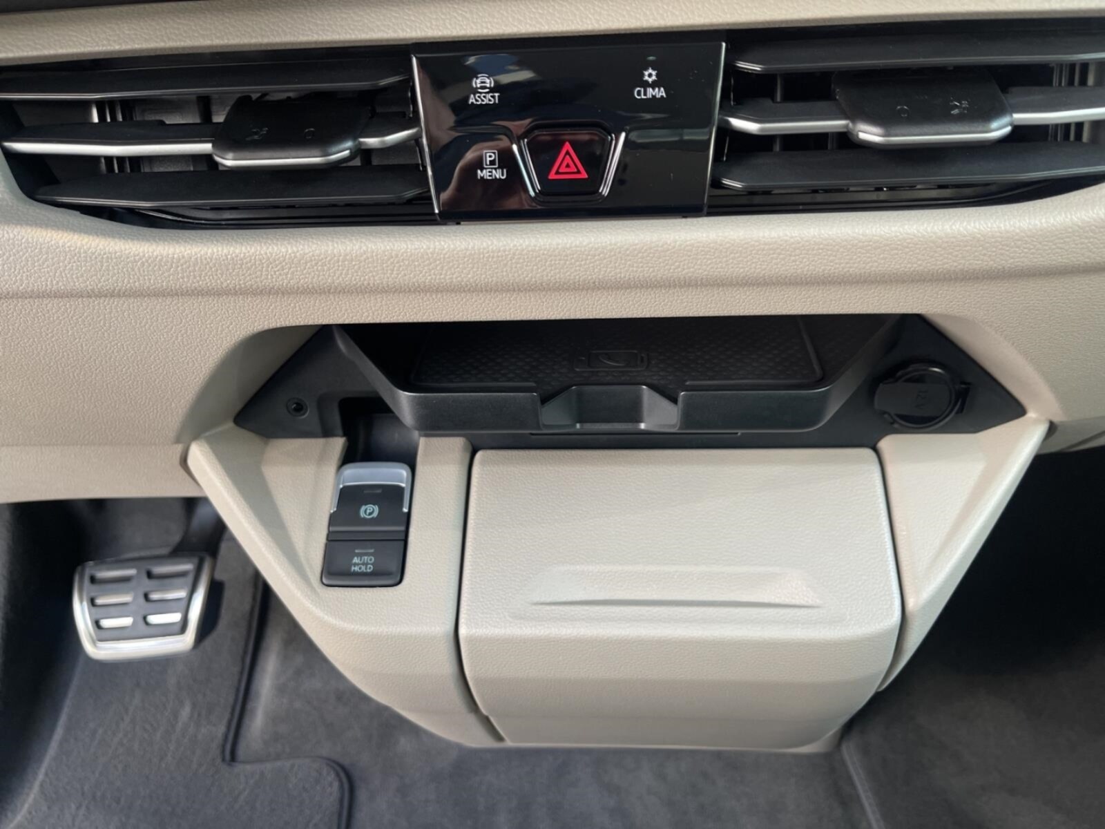 Volkswagen Multivan Langversion – Bild 15