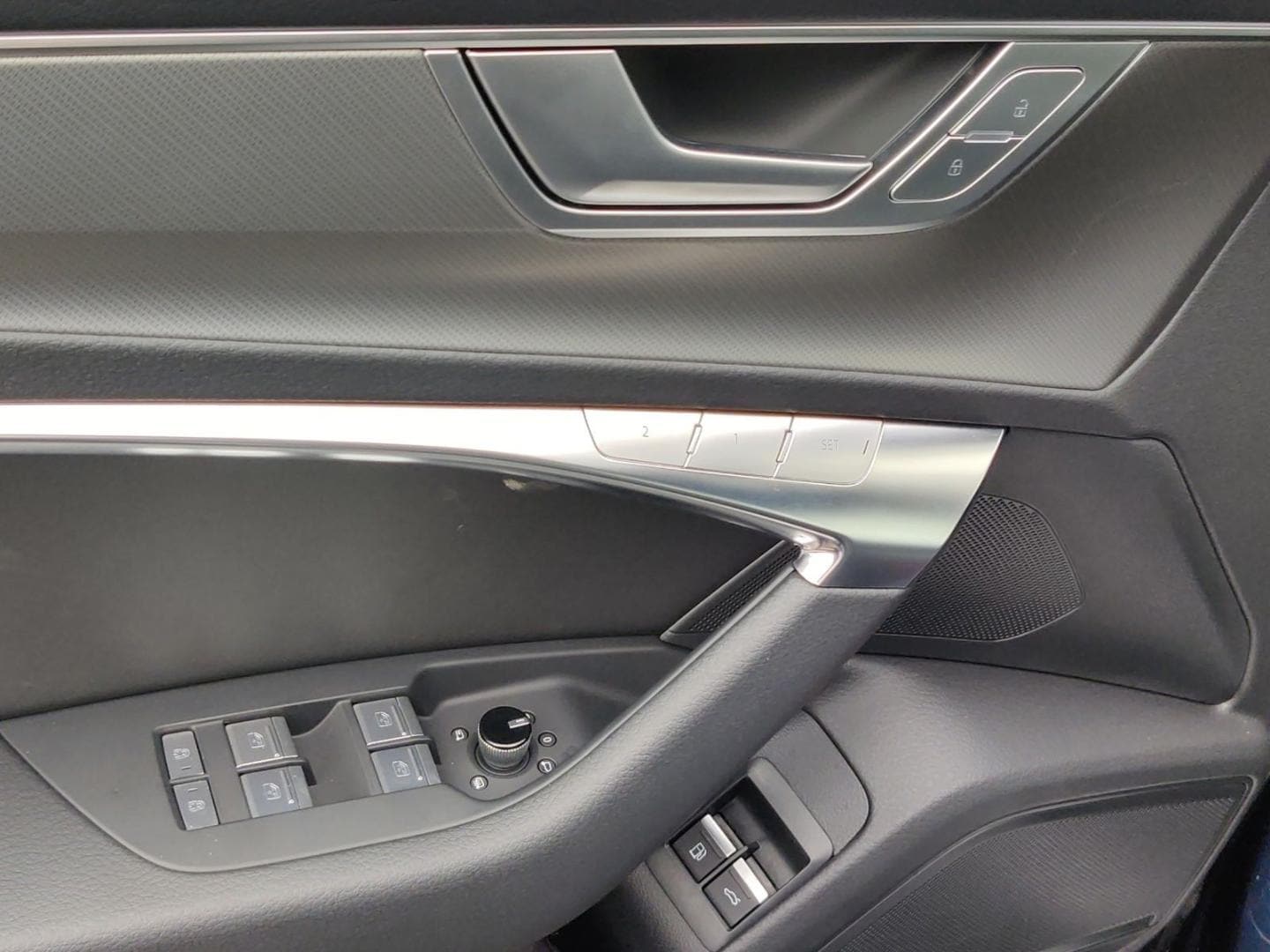Bild über Audi A6 Avant TFSI e advanced 50 TFSI e quattro S tronic - für weitere Informationen kontaktieren Sie den Audi Partner