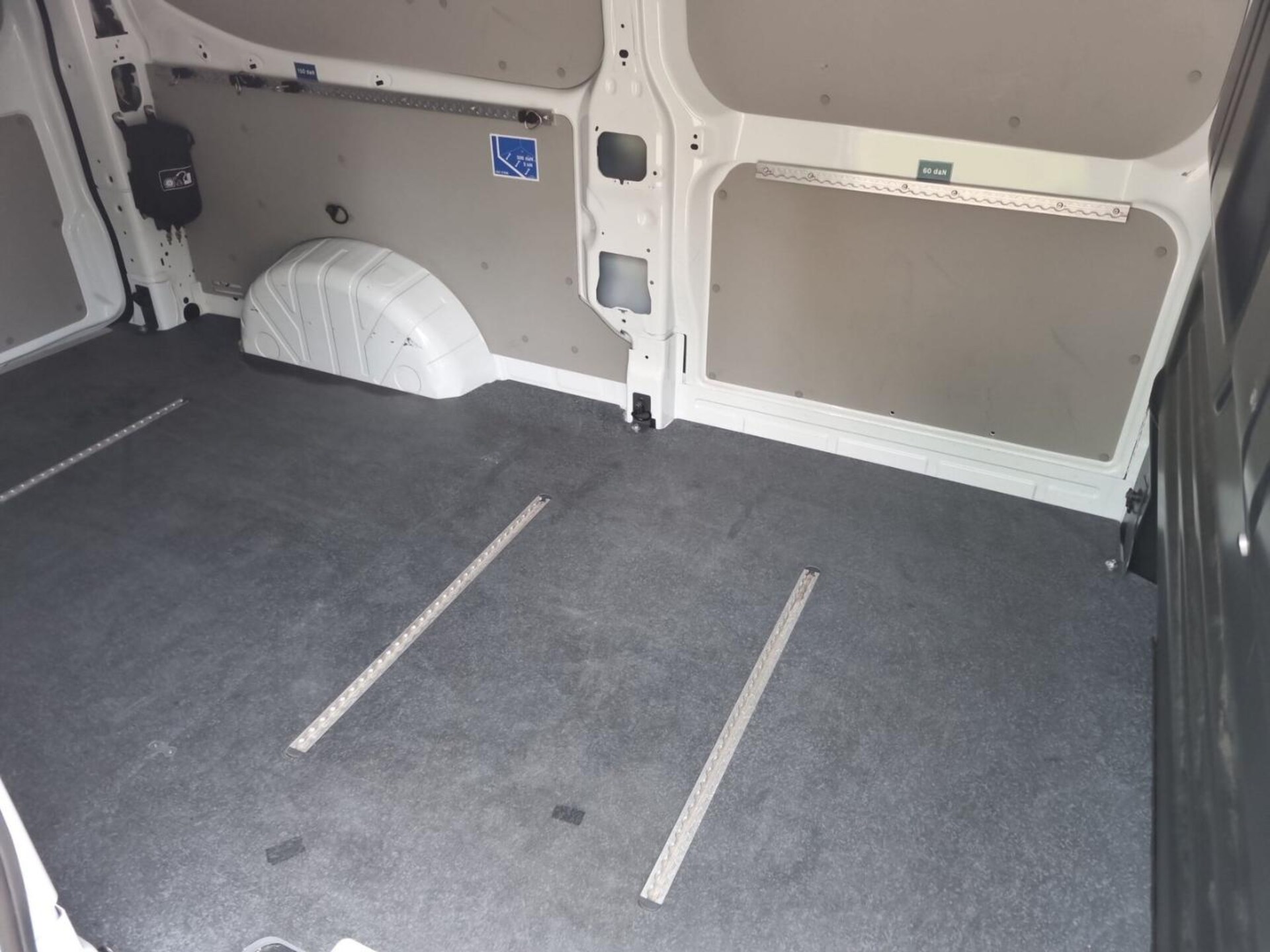Volkswagen Transporter Kasten langer Radstand