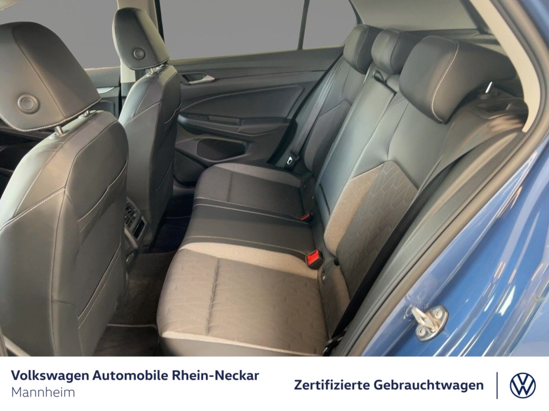 Volkswagen Golf Life