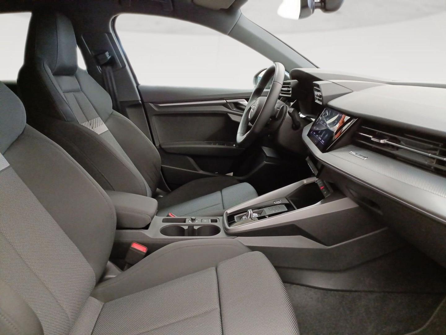Image about Audi A3 Sportback S line edition 35 TDI 110 kW (150 CV) S tronic