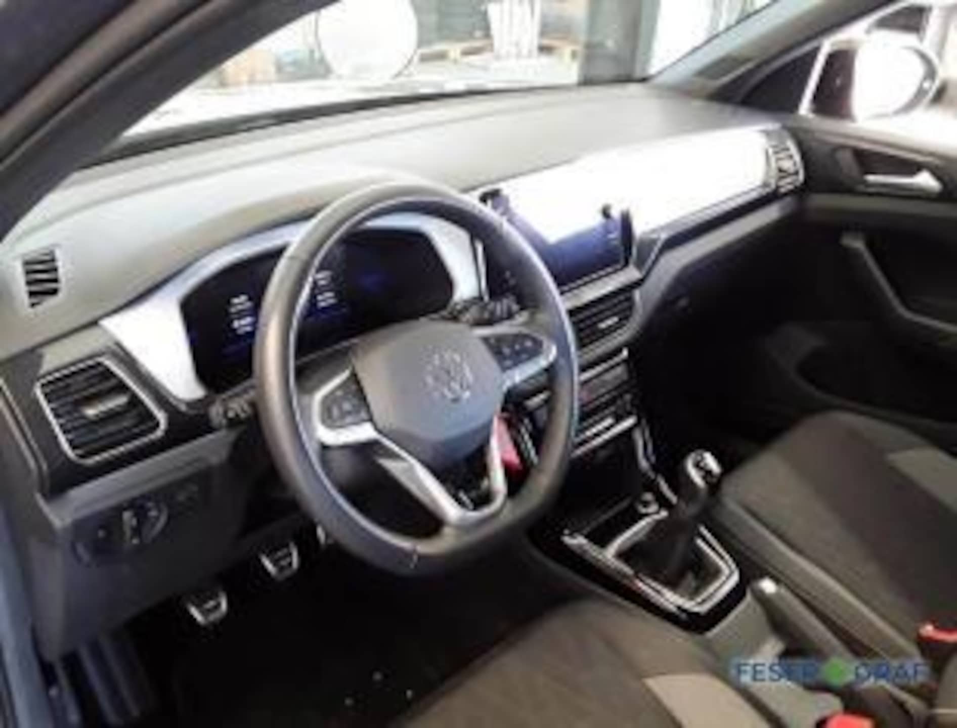 Volkswagen T-Cross Life