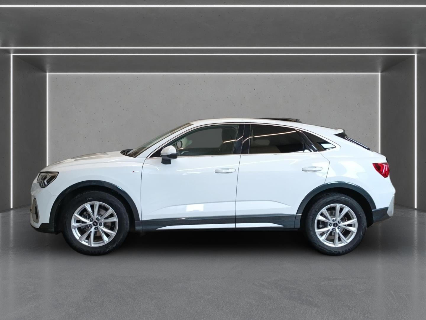 Bild über Audi Q3 Sportback TFSI 110 kW S tronic - für weitere Informationen kontaktieren Sie den Audi Partner