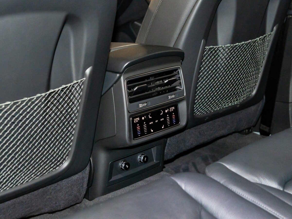 Image about Audi Q7 S line 55 TFSI quattro tiptronic