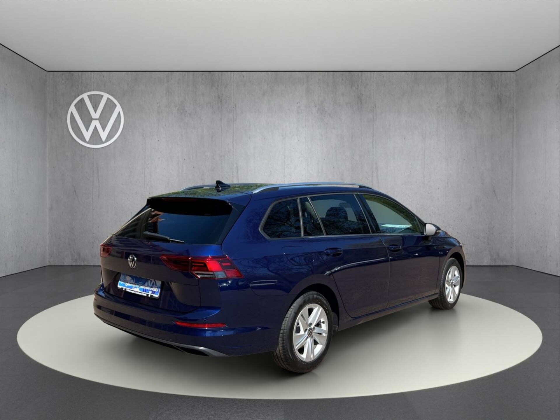 Volkswagen Golf Variant Life