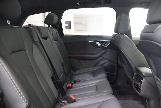 2026 Audi Q7 Premium Plus - Photo 24