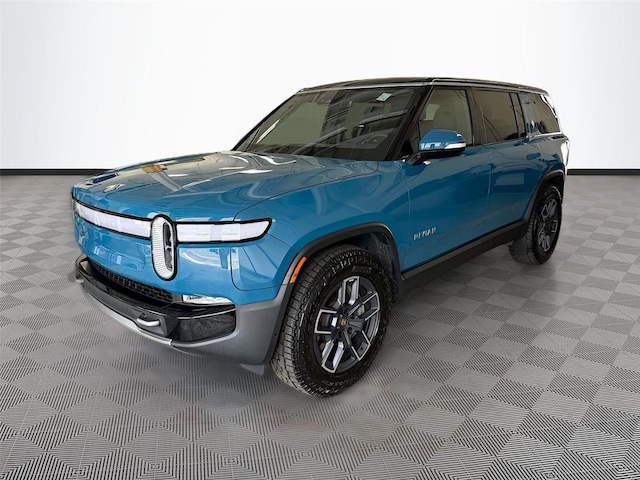 2024 Rivian R1S