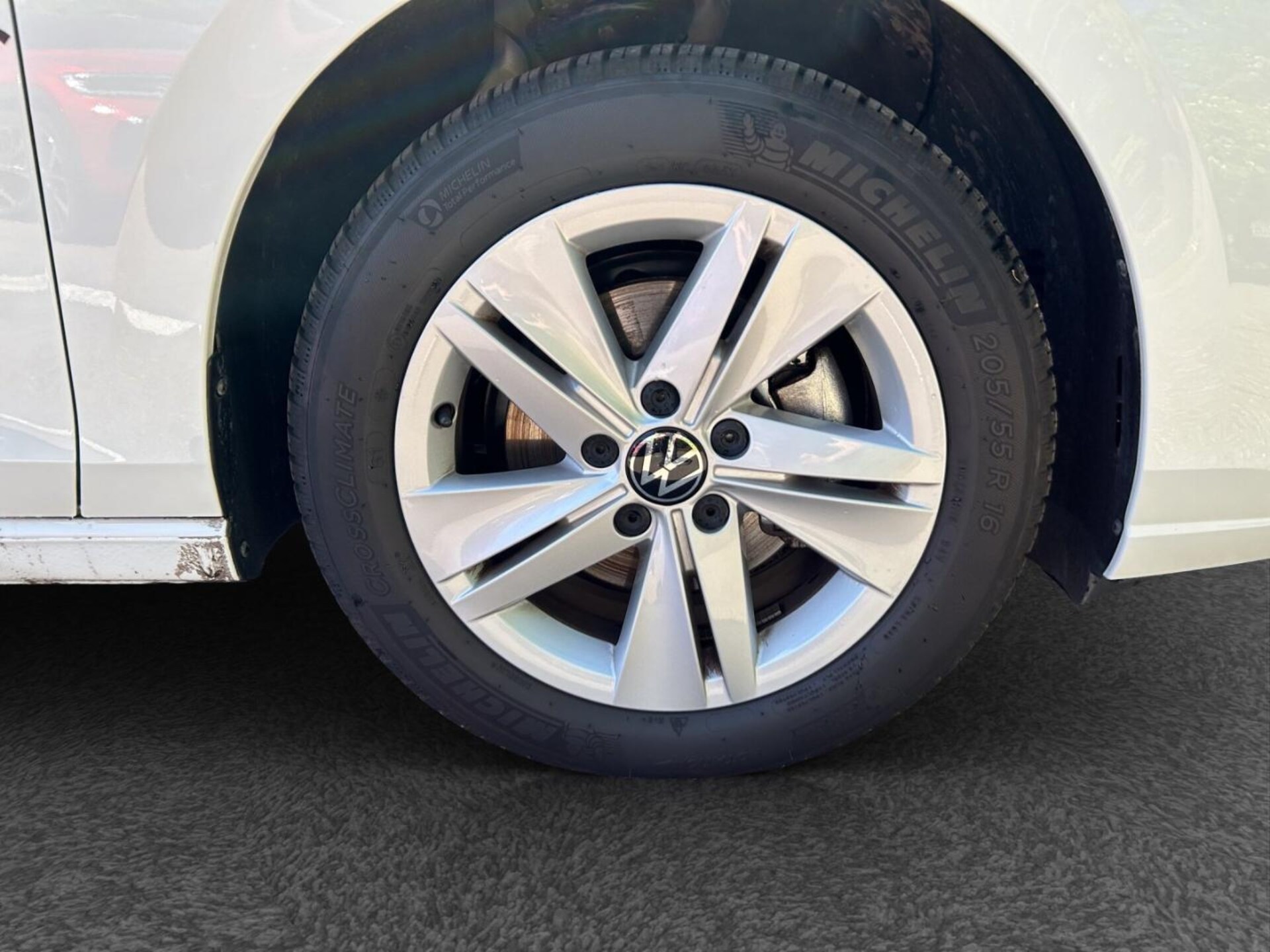 Volkswagen Golf Life