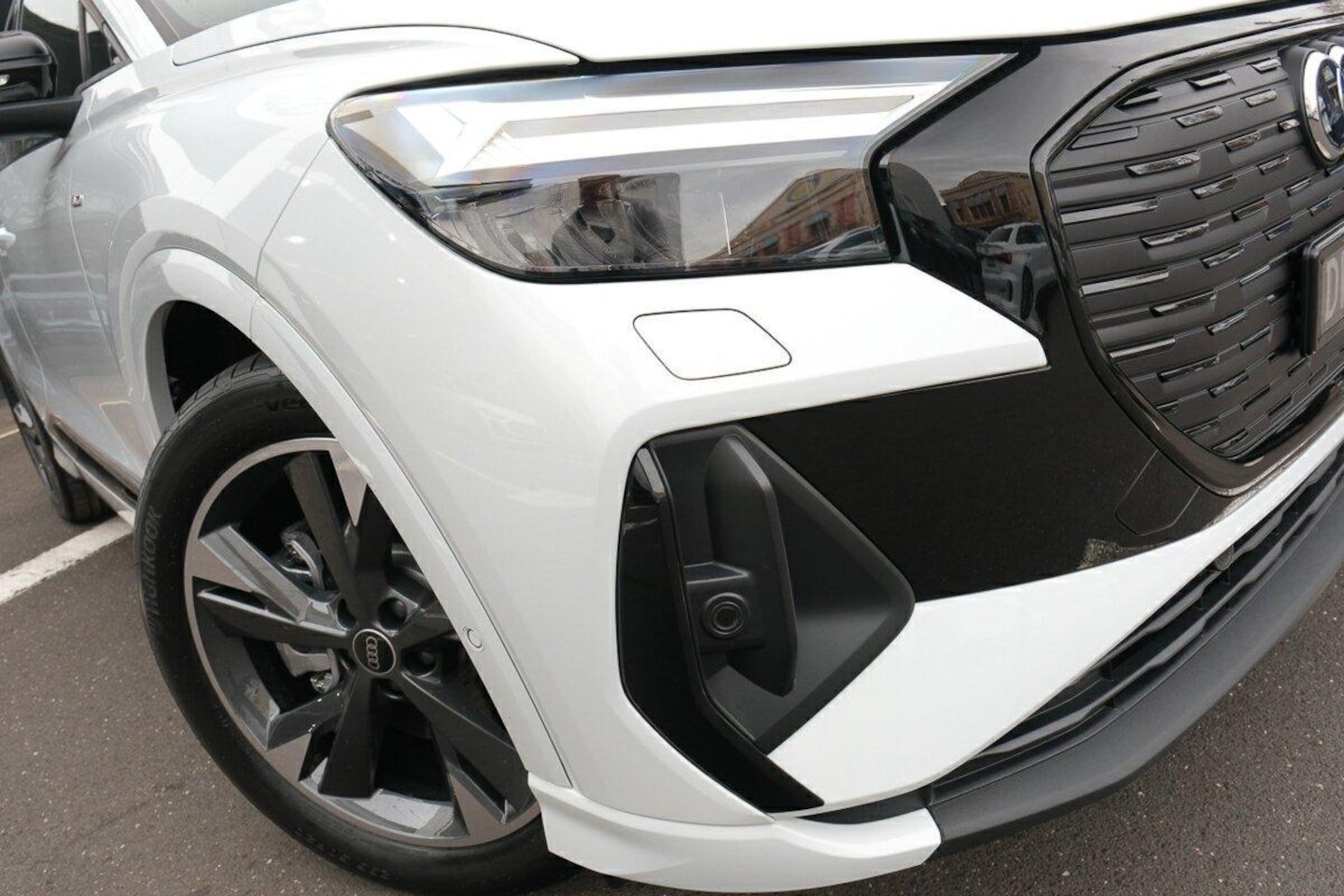 Image about Audi Q4 Sportback e-tron e-tron