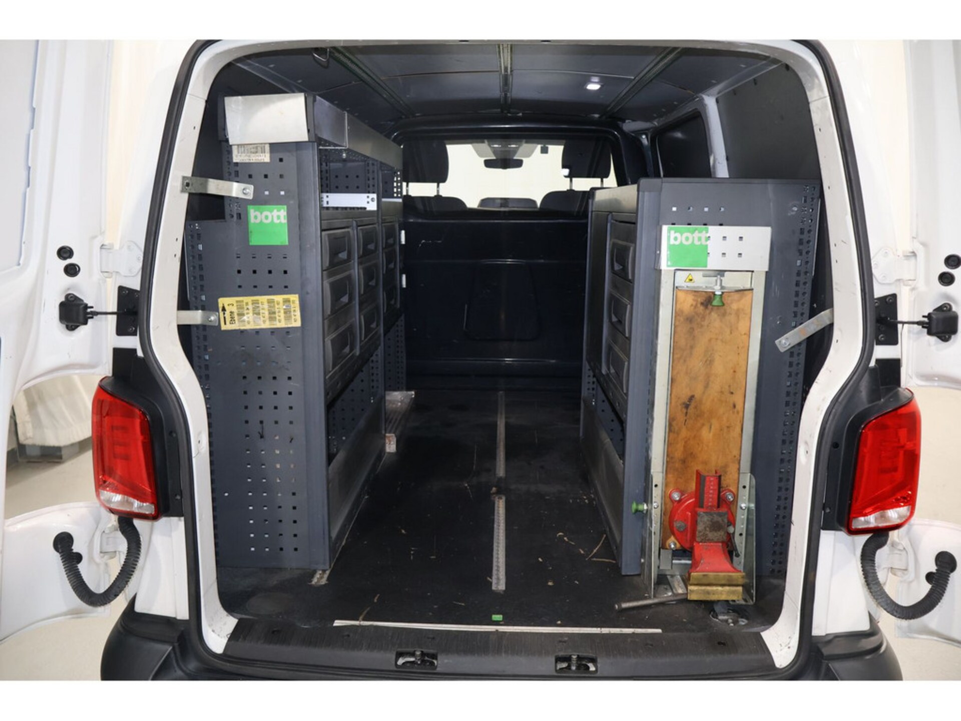 Volkswagen T6.1 Transporter Kasten kurzer Radstand
