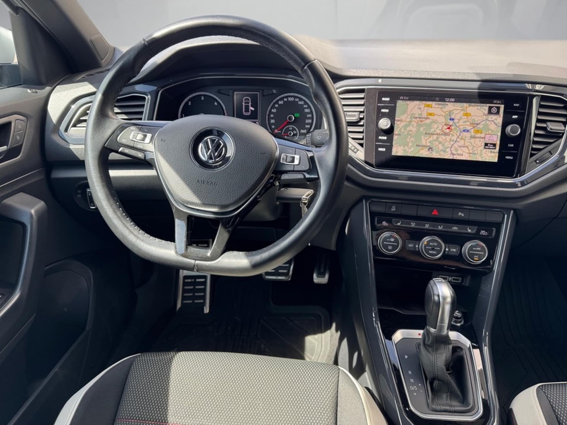 Volkswagen T-Roc Sport
