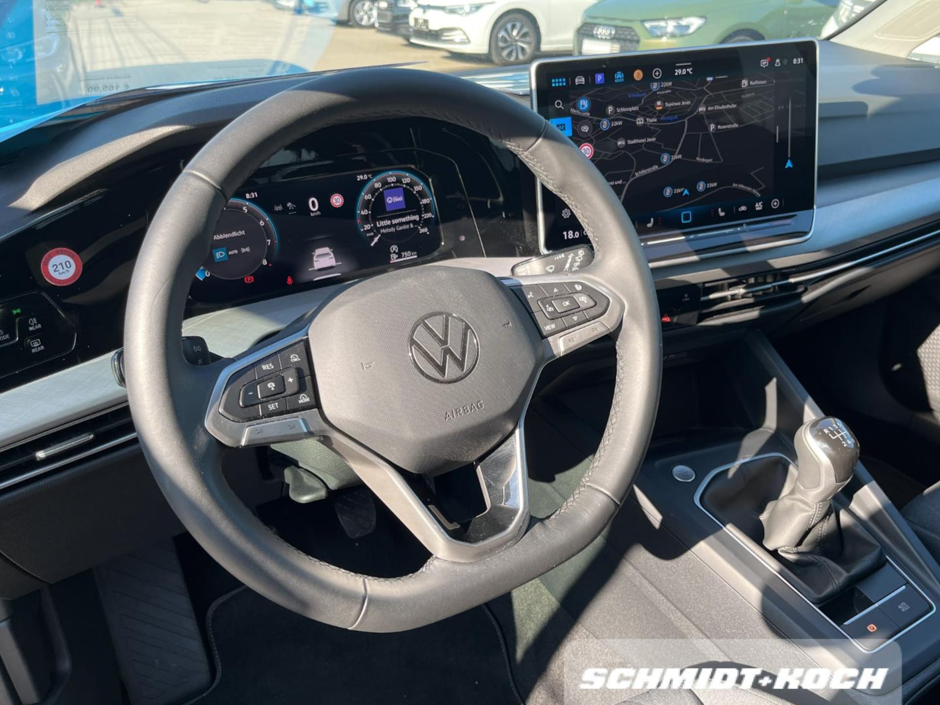 Volkswagen Golf Life