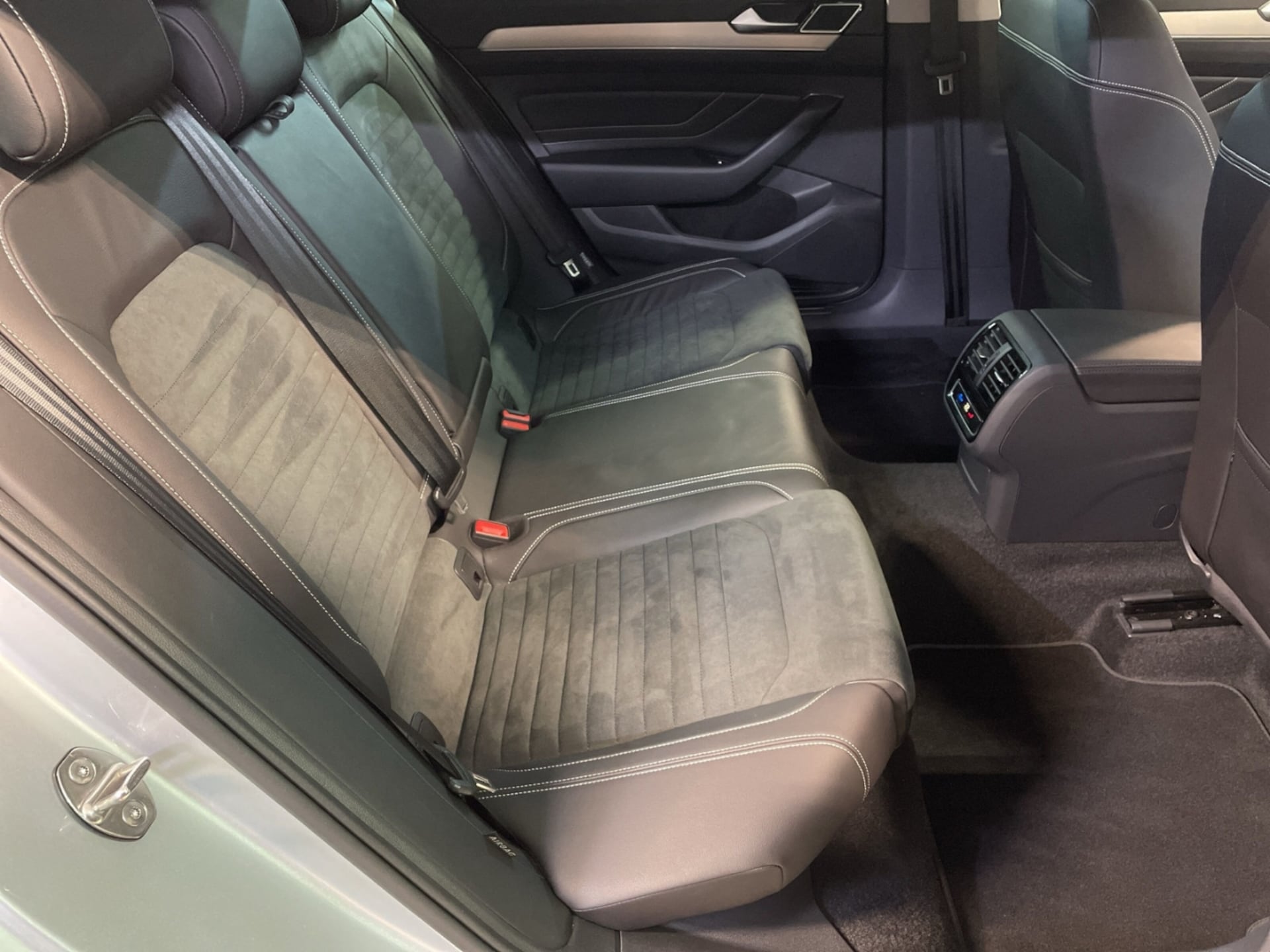 Volkswagen Passat Variant Elegance