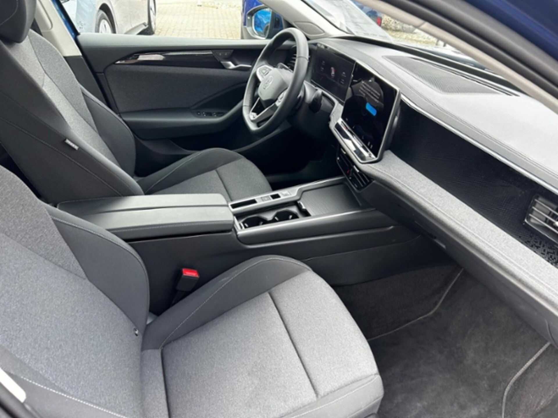 Volkswagen Passat Basis-Modell