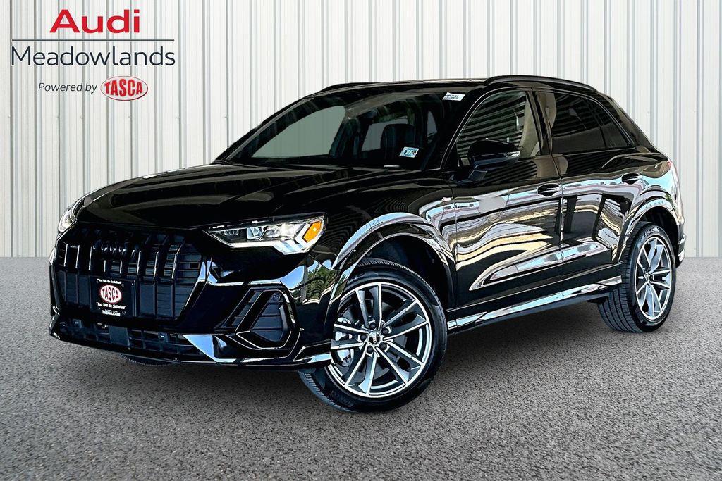 2025 Audi Q3 45 TFSI S Line Premium quattro's photo