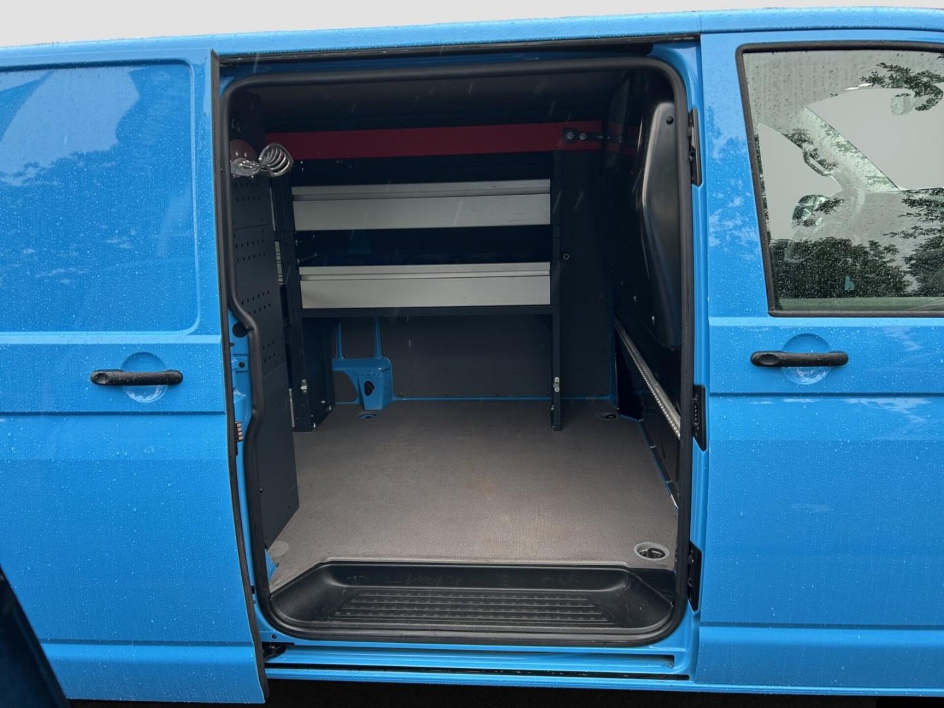 Volkswagen T6.1 Transporter Kasten langer Radstand