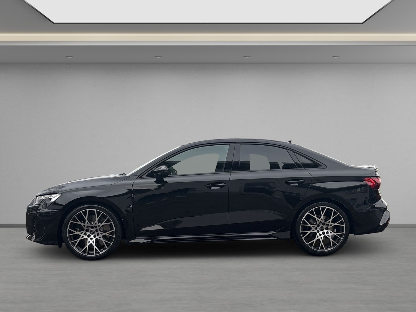Image about Audi RS 3 Limousine TFSI quattro S tronic