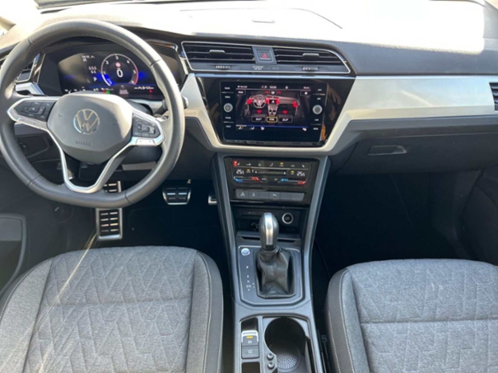Volkswagen Touran – Bild 10