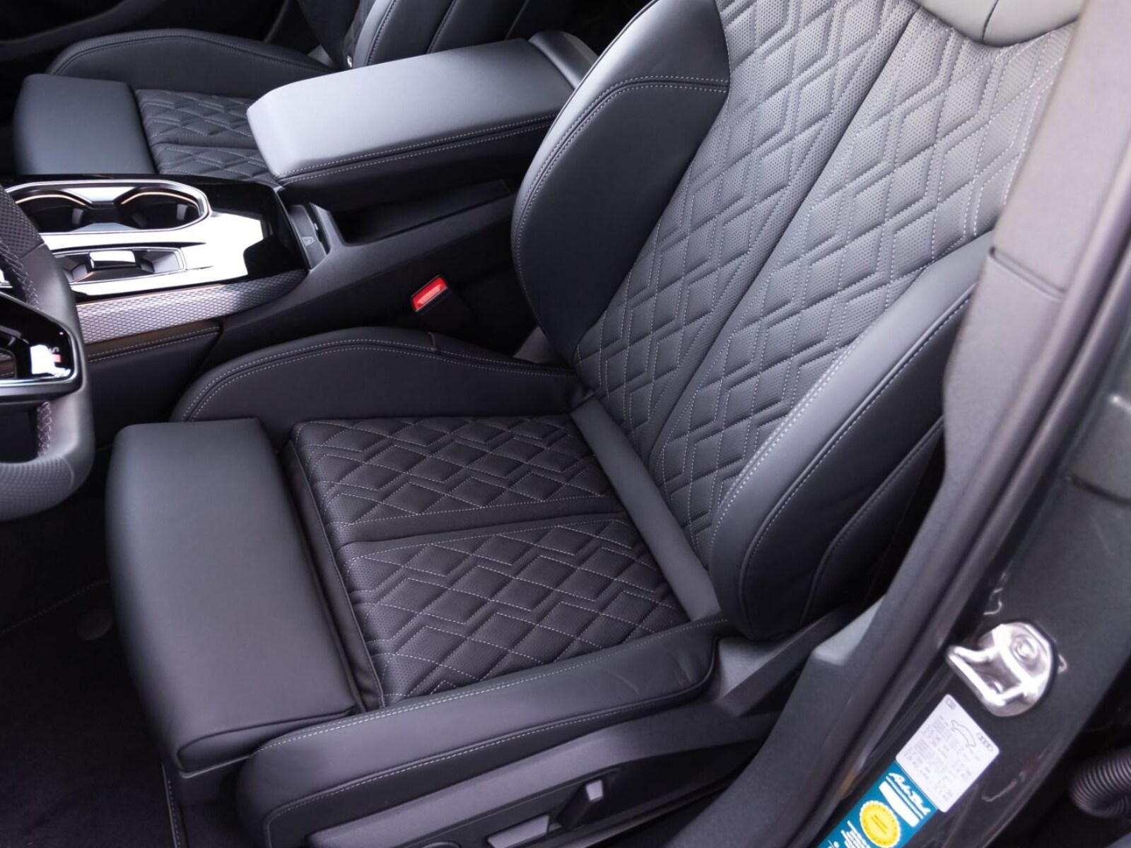 Audi A6 Avant – Bild 8