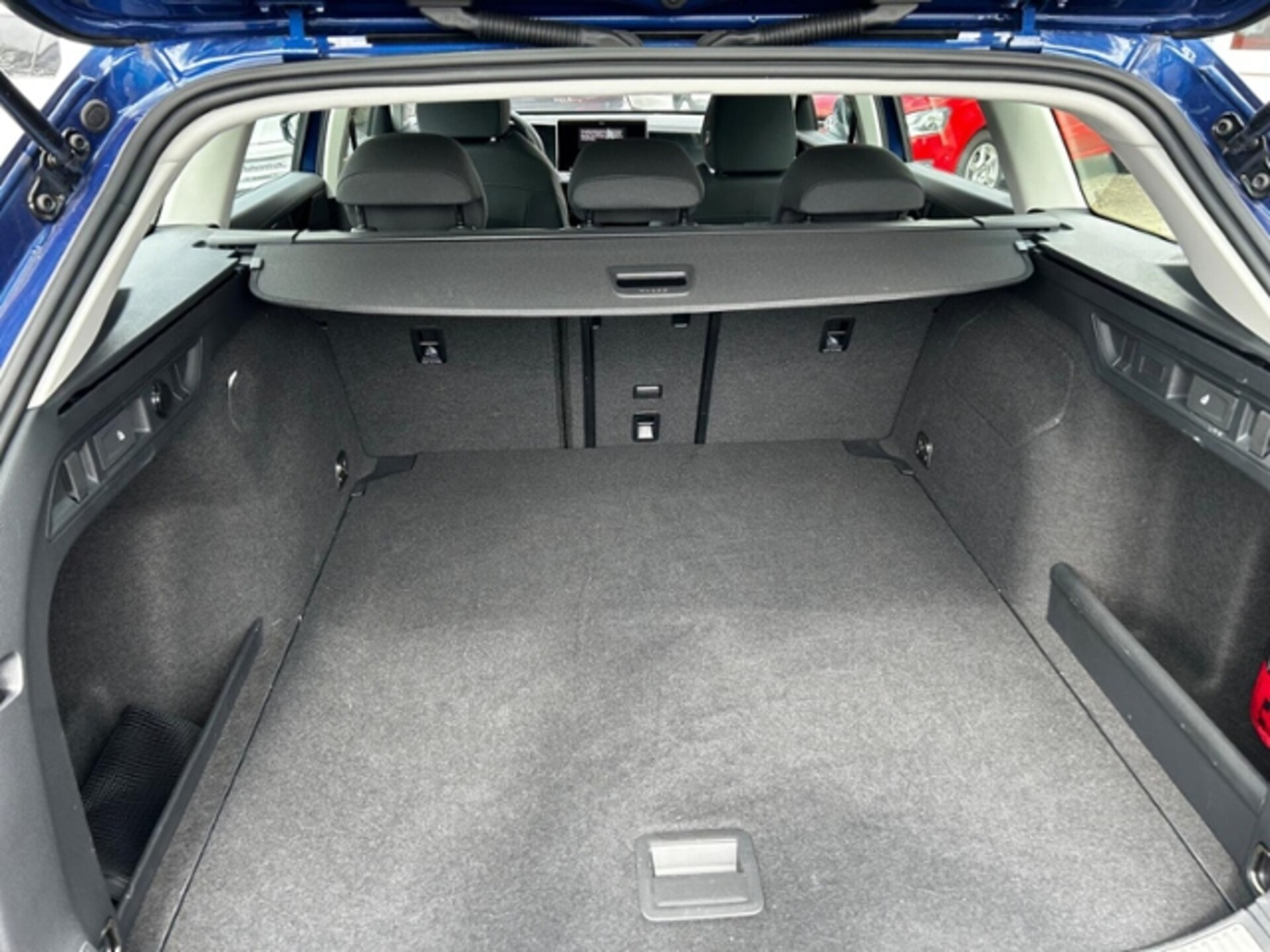 Volkswagen Passat Basis-Modell