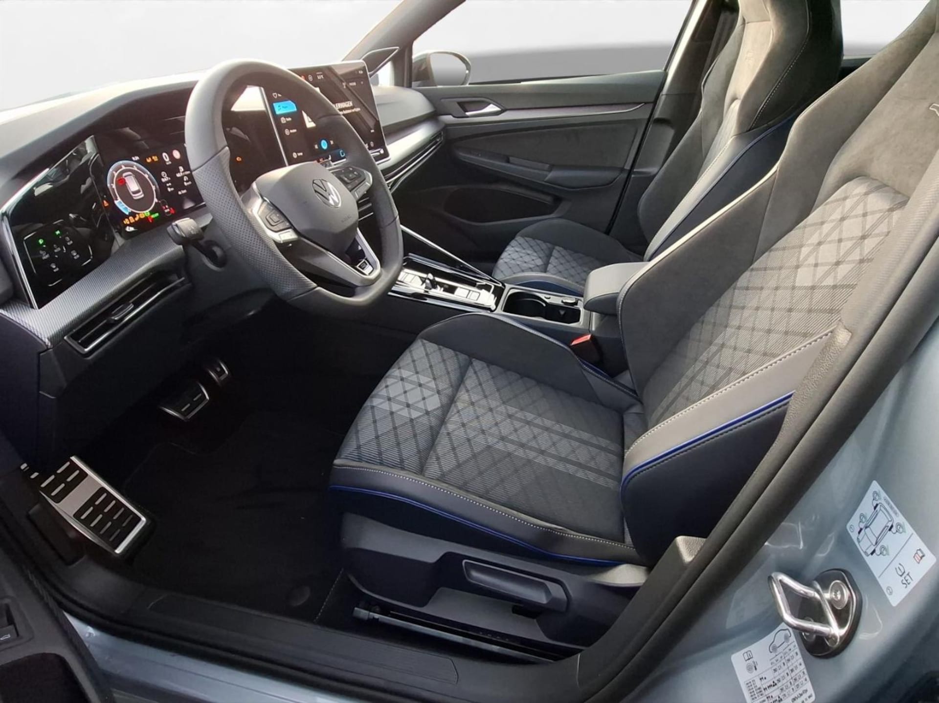 Volkswagen Golf Variant R-Line