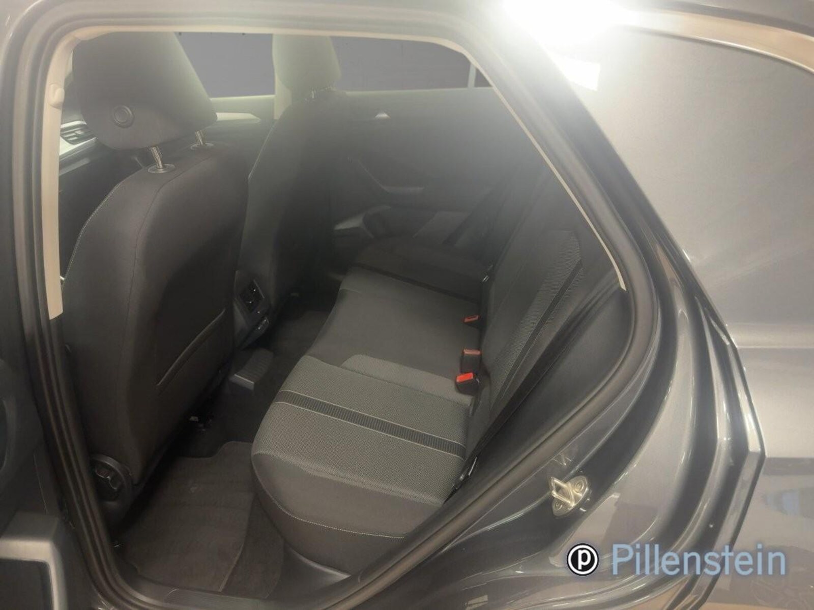 Volkswagen T-Roc – Bild 8