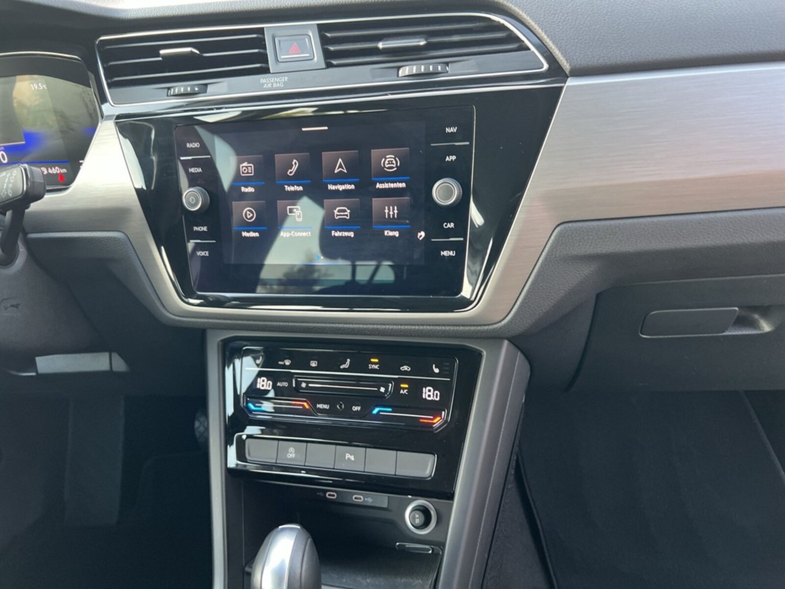 Volkswagen Touran – Bild 12