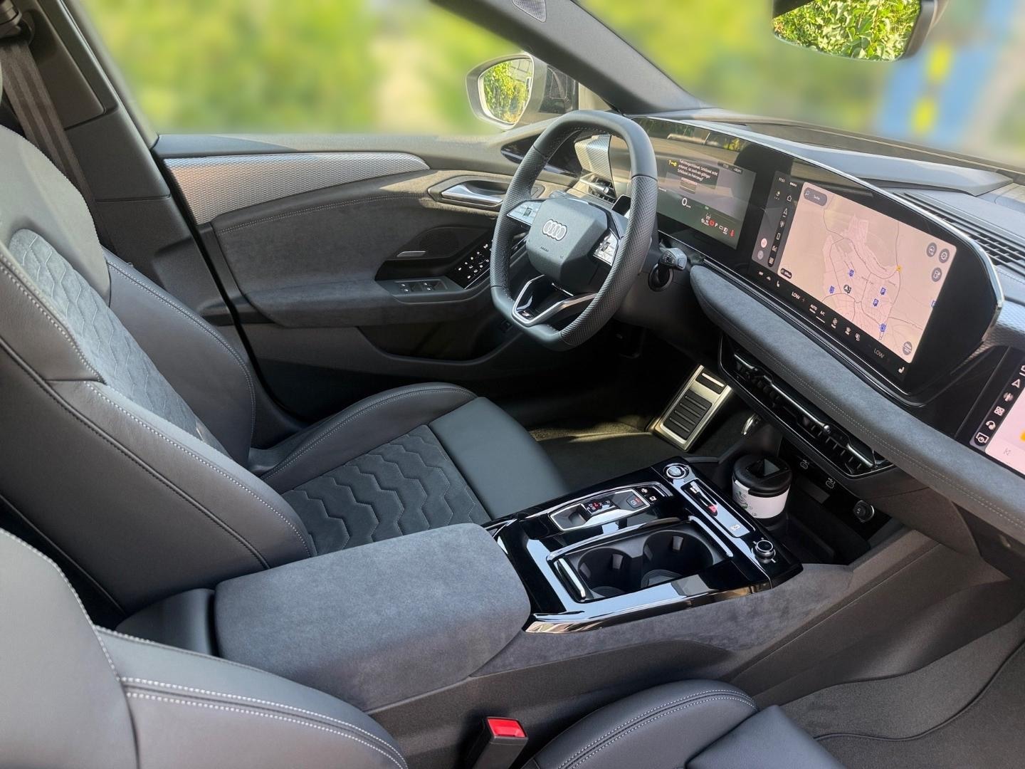Bild über Audi A6 Avant e-tron S line business e-tron quattro 315 kW - für weitere Informationen kontaktieren Sie den Audi Partner