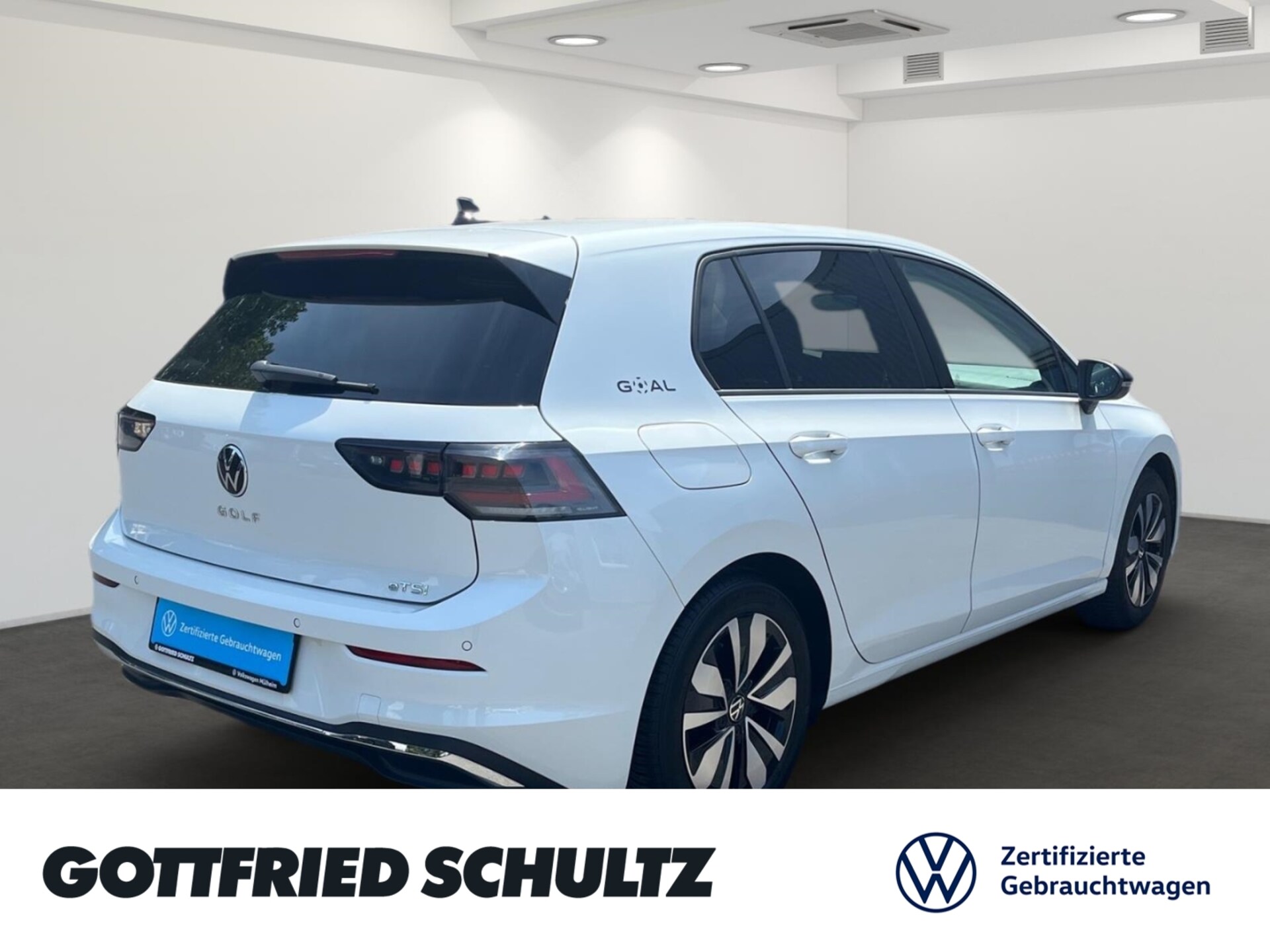 Volkswagen Golf Life