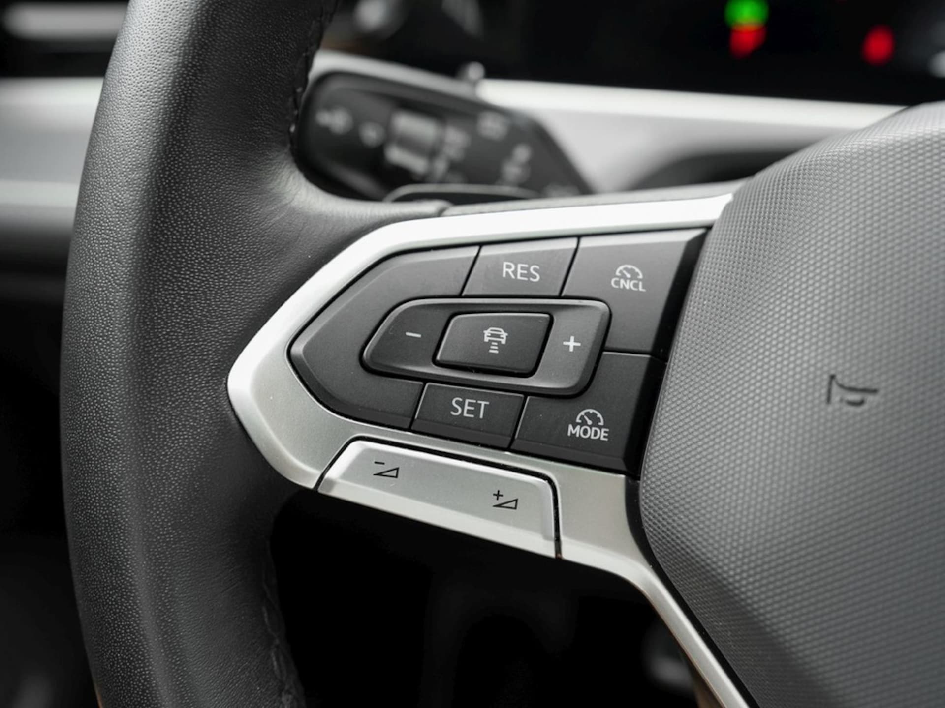 Volkswagen Passat Elegance