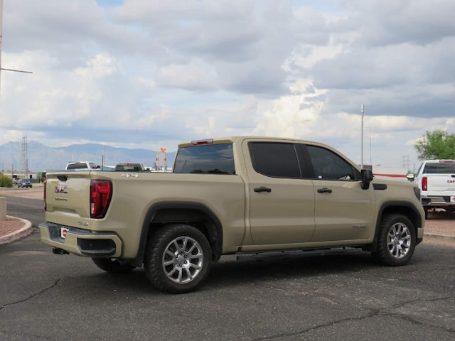 2023 GMC Sierra