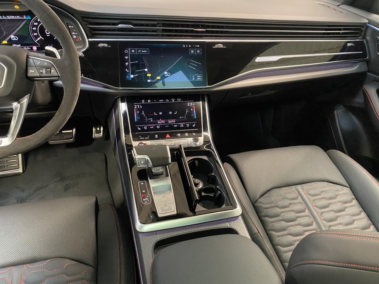 Bild über Audi RS Q8 SUV TFSI quattro 471 kW tiptronic - für weitere Informationen kontaktieren Sie den Audi Partner