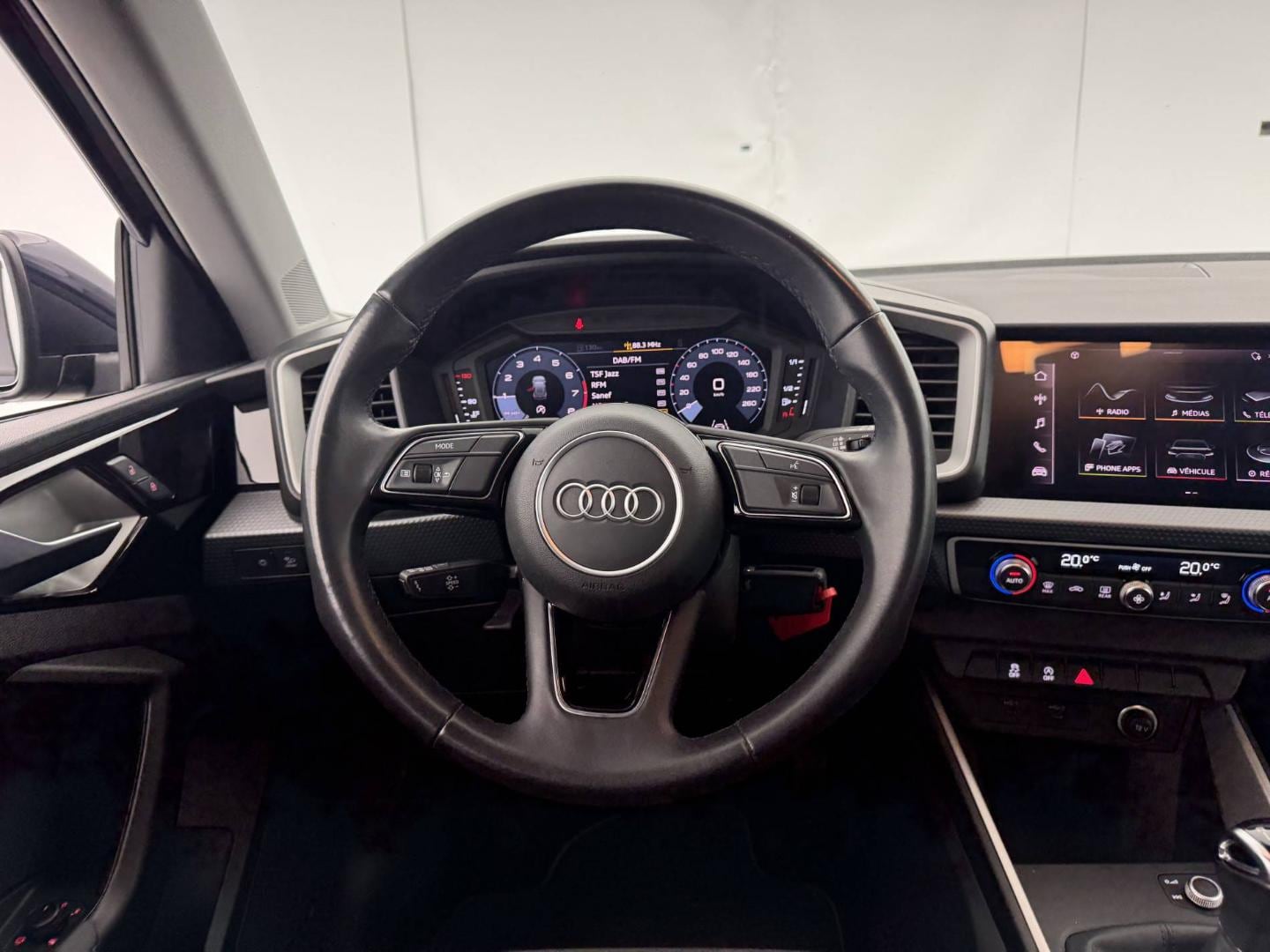 Image about Audi A1 Sportback Advanced 25 TFSI 70 kW (95 ch) 5 vitesses