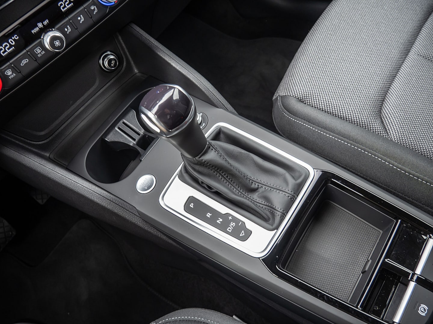 Bild über Audi Q2 advanced 35 TFSI S tronic - für weitere Informationen kontaktieren Sie den Audi Partner