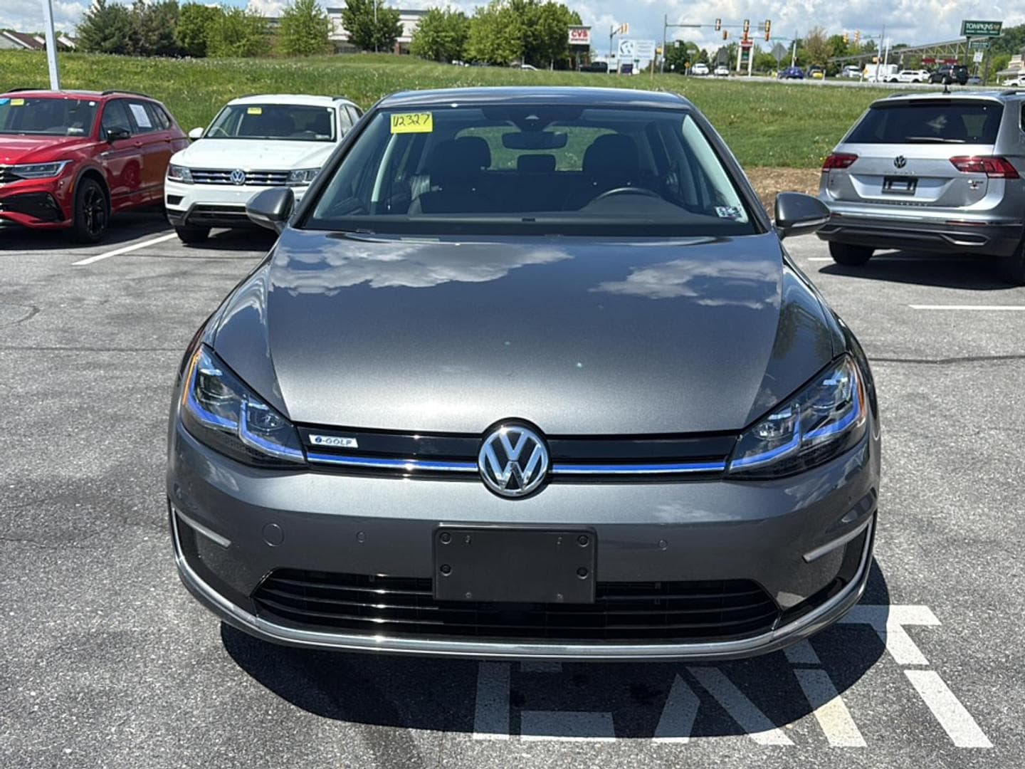 Used 2018 Volkswagen e-Golf e-Golf SEL Premium with VIN WVWPR7AU0JW906999 for sale in Leesport, PA
