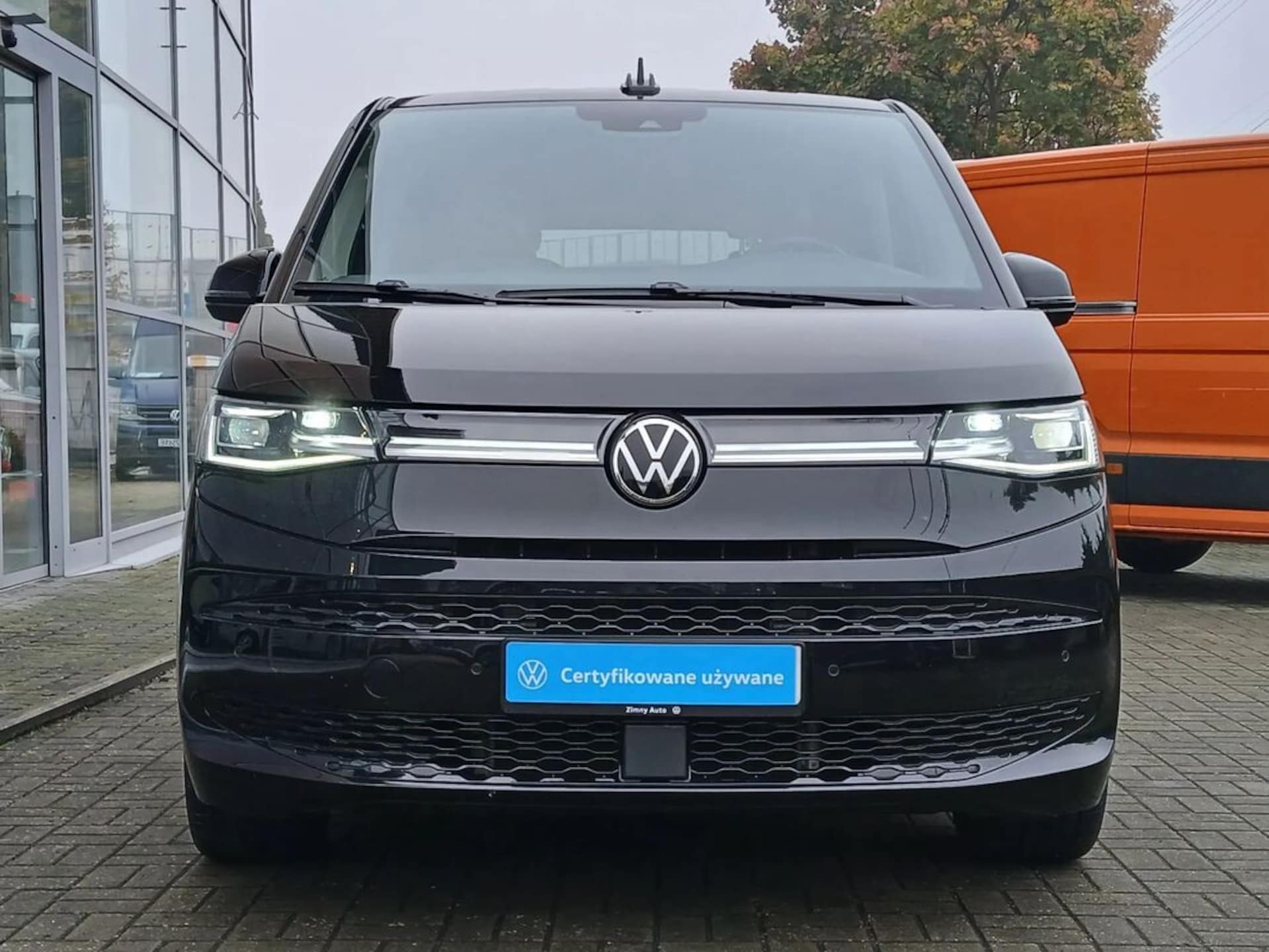 Volkswagen Multivan długi rozstaw osi Style